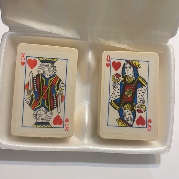 Vintage Avon Royal Hearts Hostess Soaps festive fragrance bar 3oz each 2pack - Picture 3 of 13